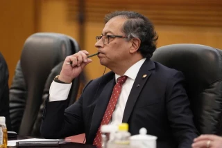 Presidente de Colombia critica cumbre por la paz en Ucrania y cancela su asistencia