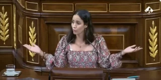 Dura intervención de la diputada de Sumar Tesh Sidi contra Sánchez y el PSOE por el Sáhara Occidental