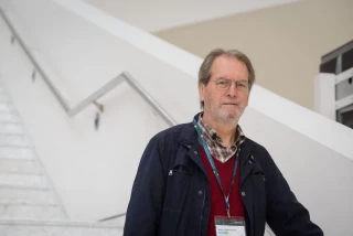 “Hay mucha ideología absurda a favor de lo privado: a un autónomo le conviene el sistema público de pensiones”