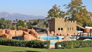 «En la piscina había hombres con más tetas que yo y que no las llevaban tapadas»