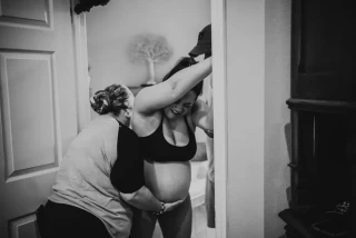 “Nadie me habló de riesgos”: lo que no se cuenta de los vientres de alquiler