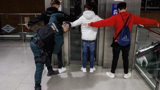 El niño que denunció que miembros de una banda latina le habían marcado con unas letras reconoce que se lo inventó