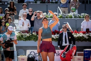 Paula Badosa: "El tenis masculino genera más que el femenino, no me molesta que ganen más"