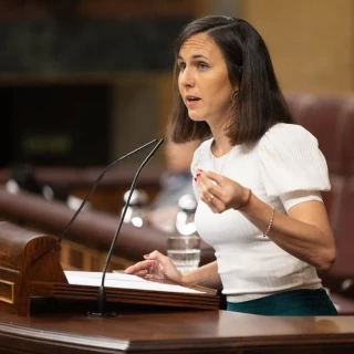 Ione Belarra al PSOE: "Ustedes han elegido proteger a los que nos espiaron ilegalmente. Y eso no lo vamos a olvidar"