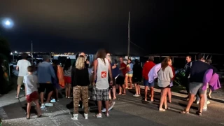 Tres patrullas de la Guardia Civil tuvieron que intervenir anoche por una nueva protesta de clientes de un cámping por el ruido de un chiringuito próximo en Barreiros