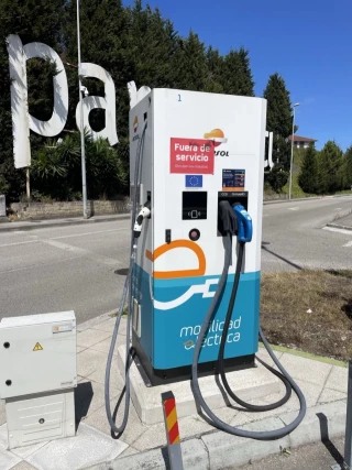 La cruda realidad de los puntos públicos de recarga de vehículos eléctricos. Experiencia personal