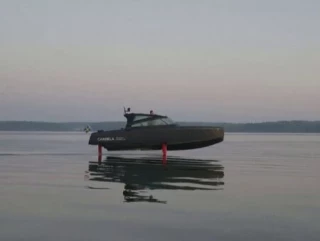 Nuevo récord de distancia recorrida por un barco eléctrico en un día: 800 Km