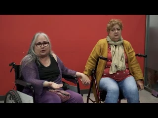 Obligadas a trabajar en silla de ruedas en el sector de la limpieza