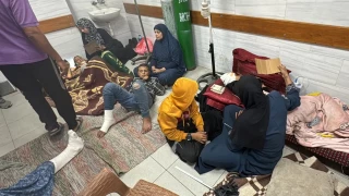 Fuerzas israelíes secuestran al activista adolescente Aboud Battah en el hospital Kamal Adwan (EN)