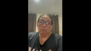 Una concejala del PP de Santa Elena llama "hijo de puta" y "maricón de mierda" al presidente del Gobierno y afirma alegrarse del lanzamiento de barro al rey en Paiporta