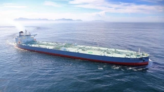 Un petrolero con más de 150.000 litros de combustible está averiado a 50 kilómetros de la costa gallega