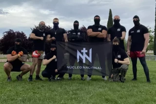 Interior aceptó en agosto la inscripción legal del grupo nazi que alienta protestas contra Sánchez por las inundaciones