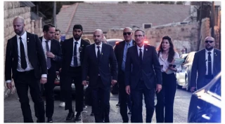 Israel invade la famosa iglesia del Pater Noster en Jerusalén y desata conflicto diplomático con Francia