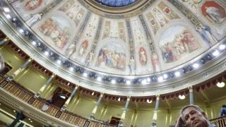 Los virajes del PP: todos los cambios de discurso de Feijóo desde la DANA