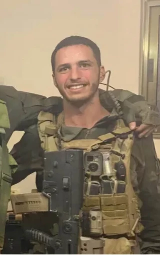 Presentan una denuncia en Limassol e instan a Chipre a detener a un criminal de guerra israelí que se encuentra de visita (EN)