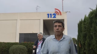 Mazón responde que no estuvo "incomunicado" la tarde fatídica y desliza que el Gobierno puso en peligro "a 80.000 valencianos"