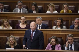 El PSOE descalifica a los diputados del PP como "la peor oposición": son una "brigada salvaje" que da "vergüenza ajena"