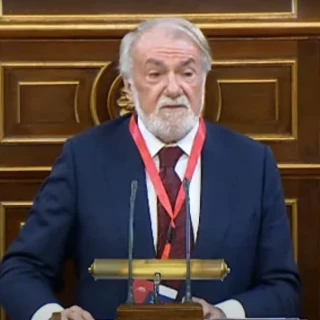 Mayor Oreja, en el encuentro antiabortista del Senado: "Entre los científicos están ganando los que defienden la verdad de la creación frente al relato de la evolución"
