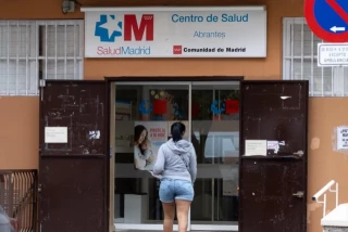 El cuarto día de caída del sistema informático provoca el caos en el servicio de Atención Primaria de Madrid