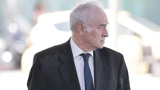 La Audiencia archiva la persecución del juez Peinado a una empresa y dos editoras por un texto sobre Vox que no publicaron