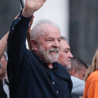 Lula da Silva, en la UCI tras ser operado por una hemorragia intracraneal