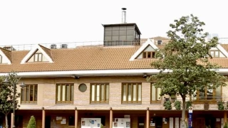 Detenido un hombre en un pueblo de Ciudad Real por violar a otro en plena calle