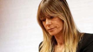CASO BEGOÑA GÓMEZ | Cómo se inventó el juez Peinado que el Instituto de Empresa contrató a Begoña Gómez “por ser esposa del presidente del Gobierno”