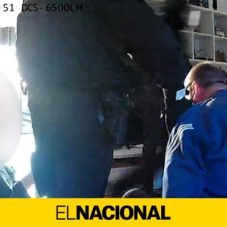 Filtran el vídeo de la entrada de 20 agentes de policía armados en casa de Koldo García para detenerlo