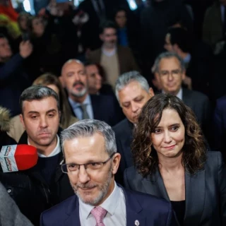 La Facultad de Ciencias Políticas de la Complutense pide que se retire a Ayuso el título de alumna ilustre