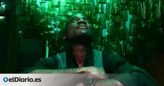 Salvador Ondó, el guaje guineano que ahora enseña, en Asturias, a escanciar la sidra con excelencia