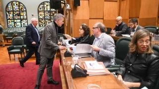 Vox y PP aprueban las subidas de tasas y precios públicos de 2025 en Zaragoza y cierran un acuerdo para el presupuesto