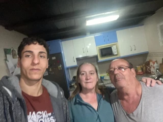 Kevin, el joven nacido en Salamanca de madre marroquí al que la Subdelegada del Gobierno en Huelva quiere expulsar de España