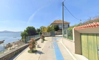 Denuncian la "mansión ilegal" a pie de playa en Moaña de la mujer de Feijoo