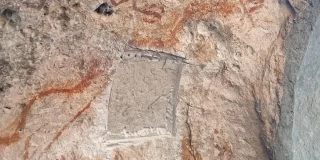 Roban una pintura rupestre con una sierra eléctrica en México