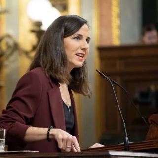 Podemos advierte de que la reforma de las pensiones que ultiman el PSOE y el PP supone “alargar la edad de jubilación de forma encubierta”