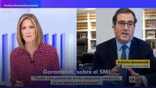 A Garamendi no le parece “serio” ni que “venga a cuento” que Silvia Intxaurrondo le pregunte si el salario mínimo es digno