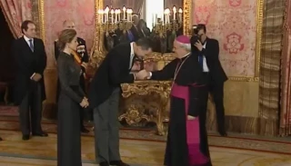 El extraño caso de los contravalores religiosos privilegiados frente a los valores democráticos