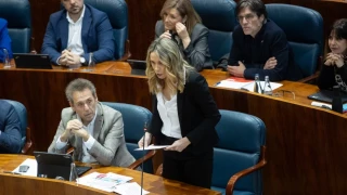 "Soy Mar Espinar, no Ana Rosa Quintana": el PSOE estrena un nuevo estilo de oposición a Ayuso