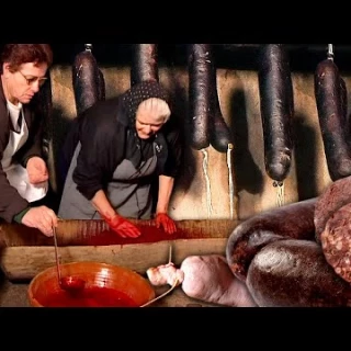 Morcillas caseras. Embutido artesanal con pan, sangre y manteca. Auténtica receta tradicional [Eugenio Monesma]