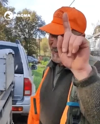 PACMA denuncia la agresión a una vecina de A Coruña tras irrumpir varios cazadores en su propiedad para cazar zorros