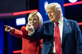 Trump pone en marcha su nueva Oficina para la Fe bajo la dirección de la telepredicadora Paula White