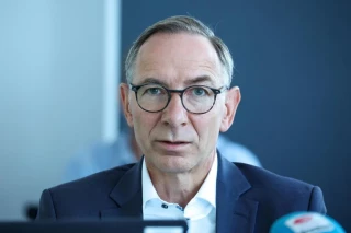 Rebelión en el Este: una empresa alemana vuelve a exigir gas ruso: "Es hora de replantearse la estrategia" (Ale)