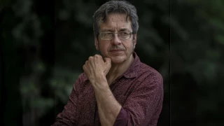George Monbiot: "El mayor éxito del neoliberalismo fue colonizar los partidos de izquierda"
