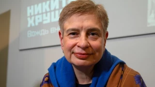 Nina Jruschova, nieta del ex presidente soviético Jruschov: "EEUU dejará tirada a Ucrania, ya lo hizo en Afganistán"