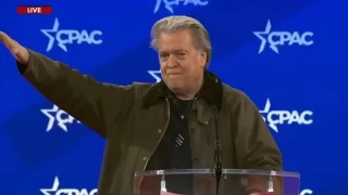 Bannon repite el saludo nazi de Musk en la conferencia ultra de Washington