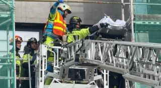 Herido grave un obrero de 73 años al caer de un edificio en Madrid