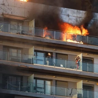 Incendio de Campanar: «Las víctimas esperaron horas el rescate antes de morir; se sintieron abandonadas. Y eso es intolerable»
