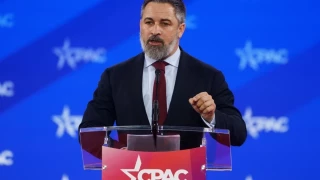 Abascal defiende a Trump y carga contra los líderes europeos por "celebrar" que no se firmara el acuerdo con Zelenski