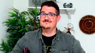 El profesor que arrasa en redes con sus vídeos sobre arqueología: «Muchos alumnos me siguen y les gusta lo que hago»