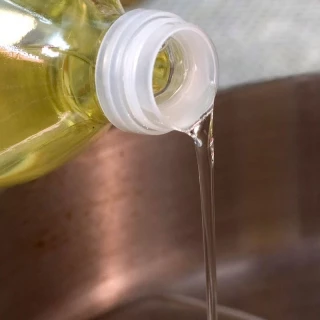 Kennedy e influencers critican los aceites de semillas, desconcertando a los científicos